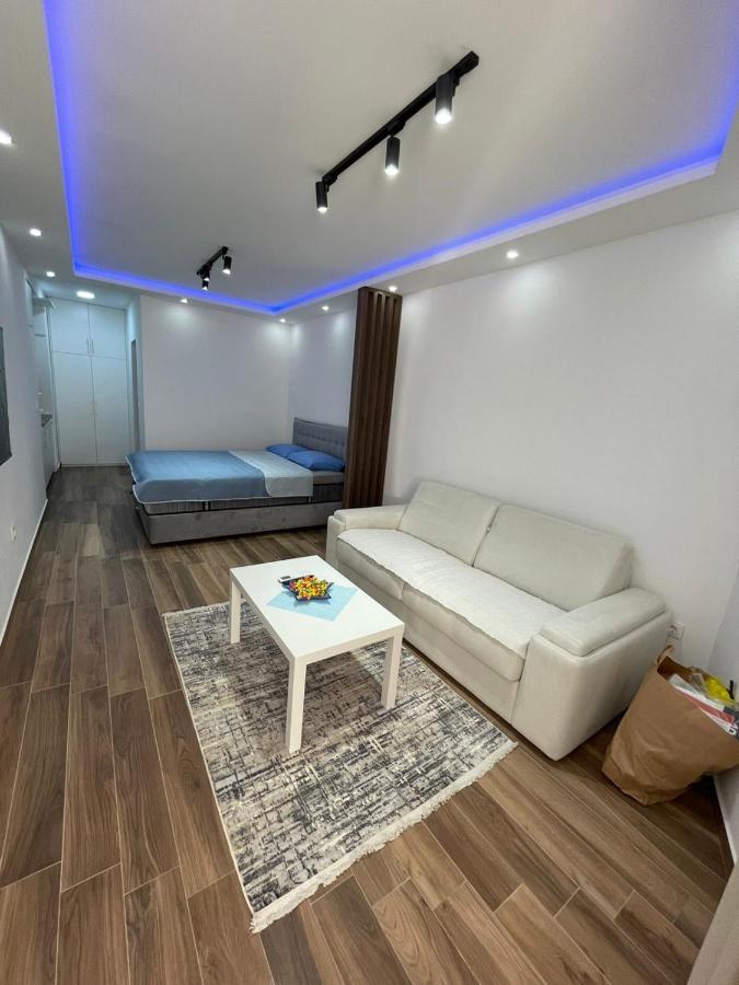 Charm Apartment Petrovac Exterior photo